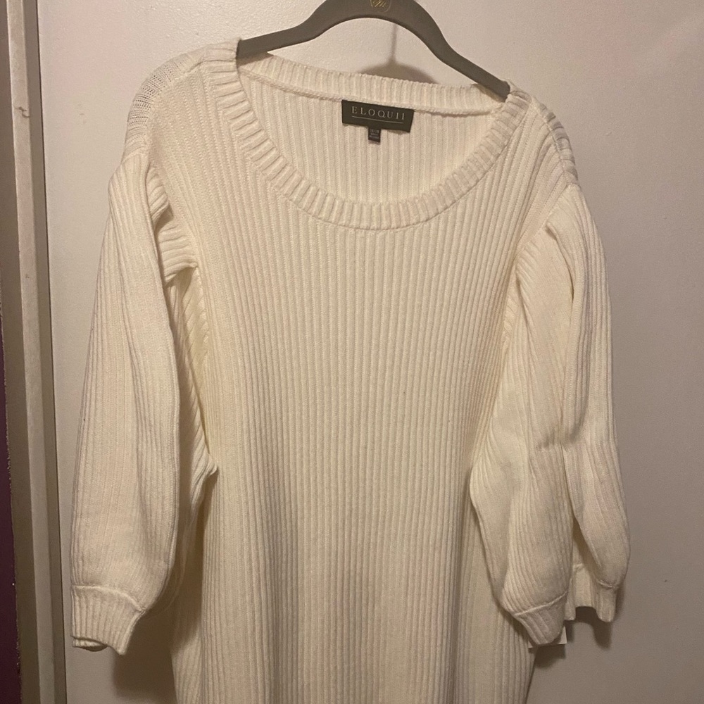 Off white eloquii sweater with puffed sleeves